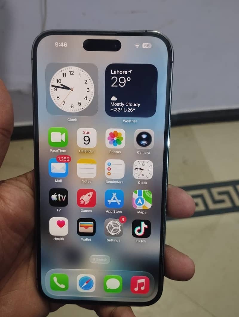 Apple iPhone 14 Pro Max 0