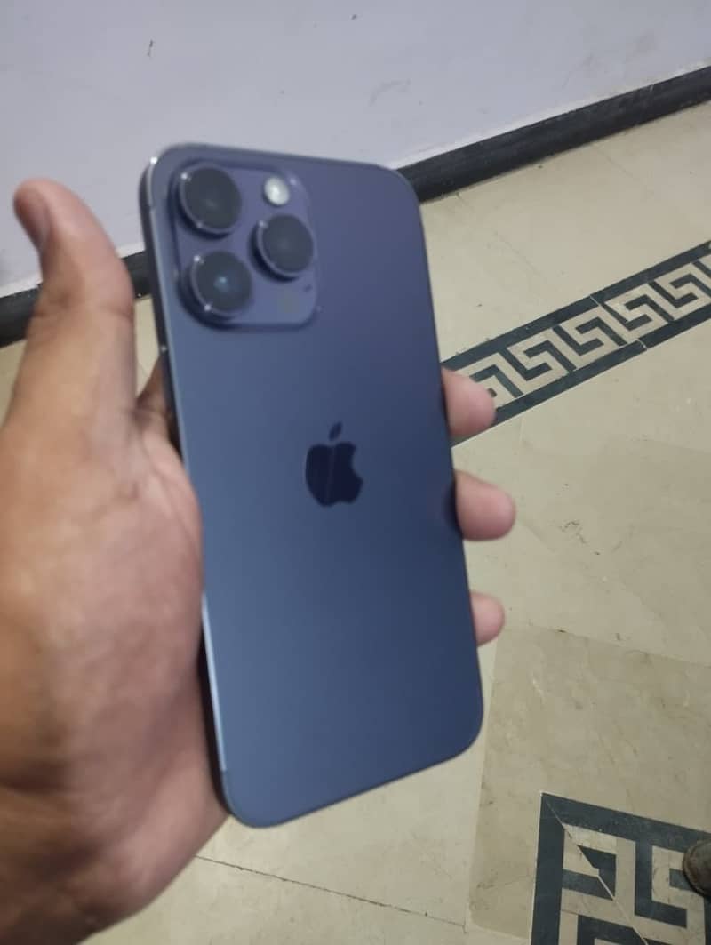 Apple iPhone 14 Pro Max 4