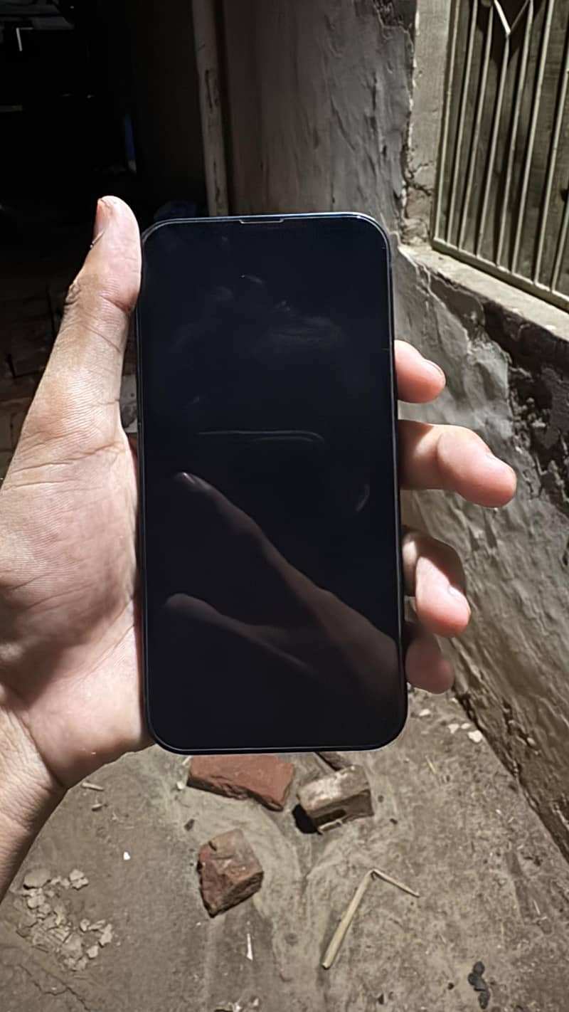 iPhone 14 jv 3