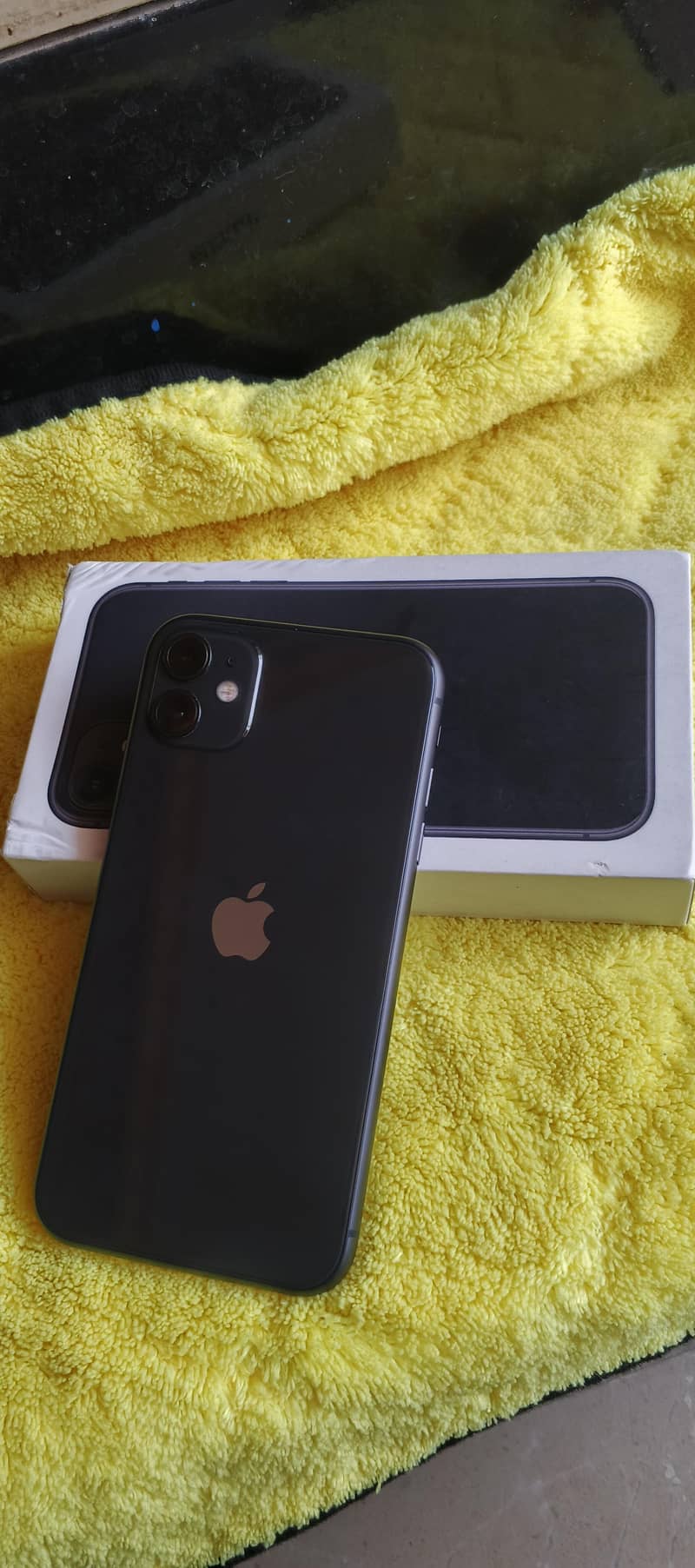 Apple iPhone 11 3