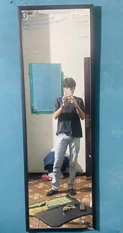 Full-Length Wall Mirror – Good Condition – Rs. 4,000