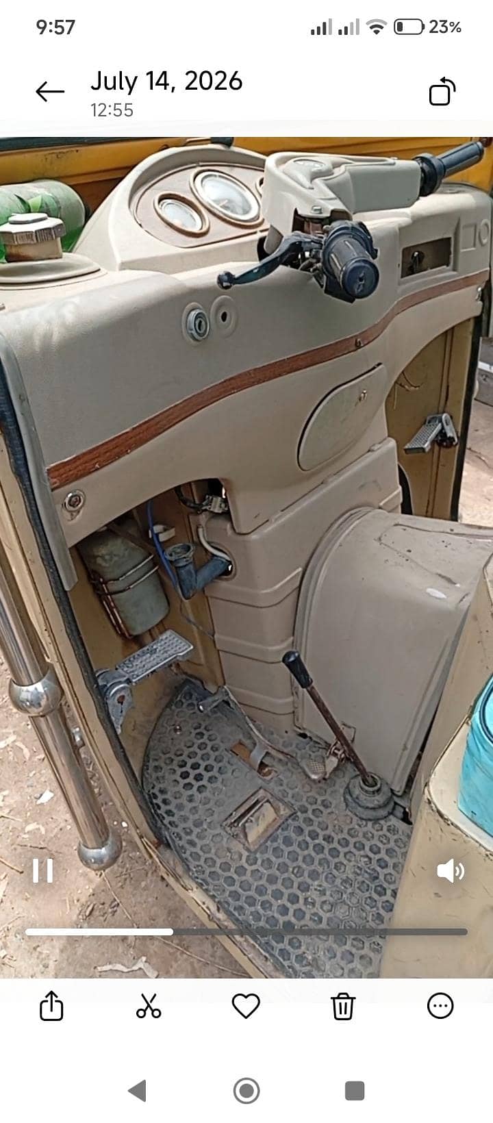 Cng Rickshaws 3