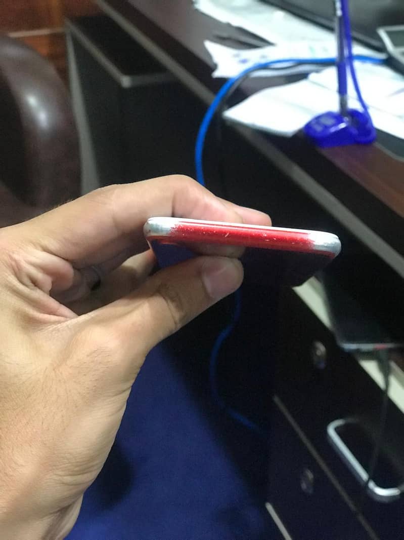Apple iPhone 7 2