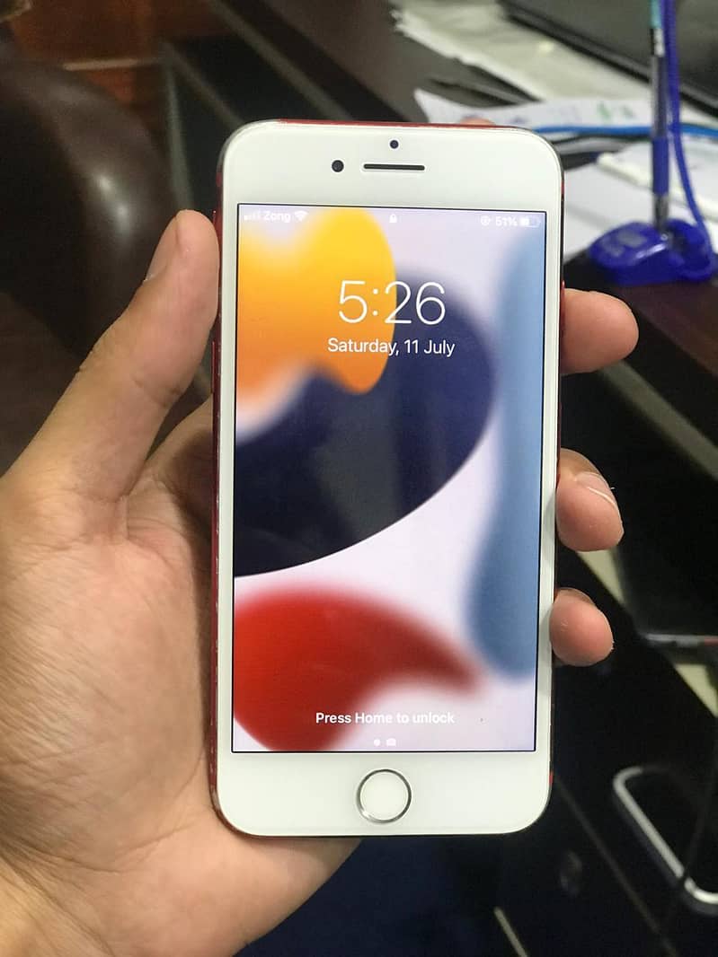 Apple iPhone 7 3