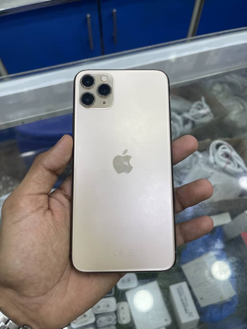 Apple iPhone 11 Pro Max 0