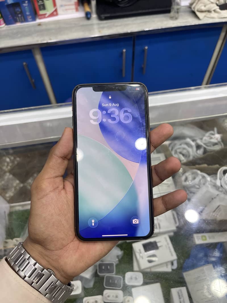 Apple iPhone 11 Pro Max 5
