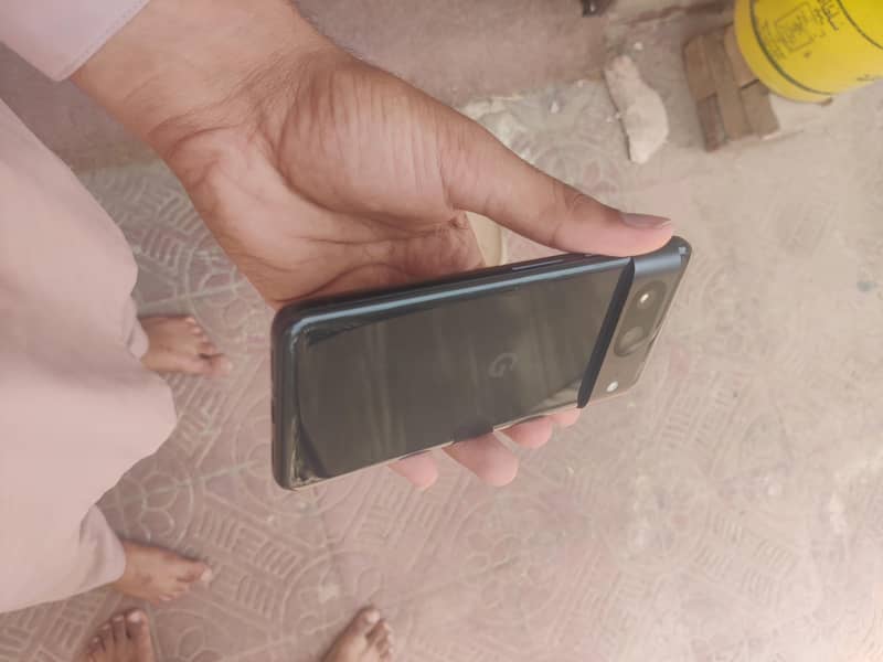 Google Pixel 8 1