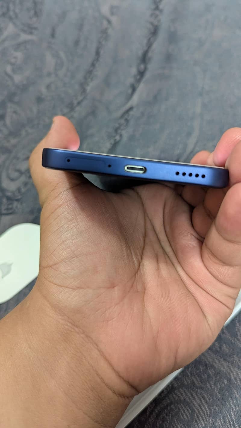 Vivo V70 FE 5G 3