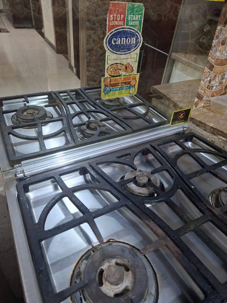 Stove with oven 10/10 Condition 2