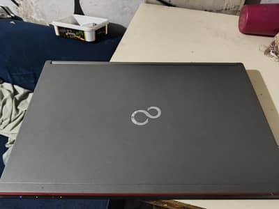 Fujitsu i5 6gen with graphic card 8/256