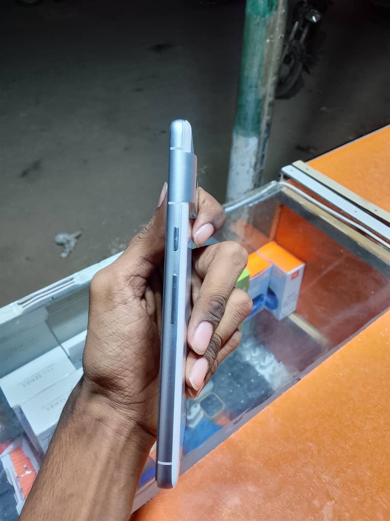 Google Pixel 7 3