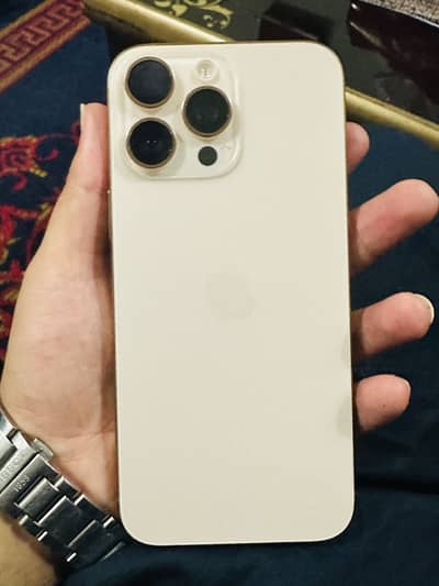 Apple iPhone 16 Pro Max