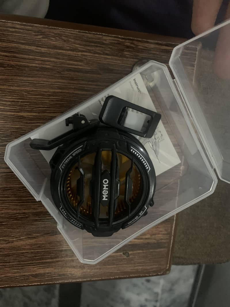 Apple iPhone XS & vivo y03 8