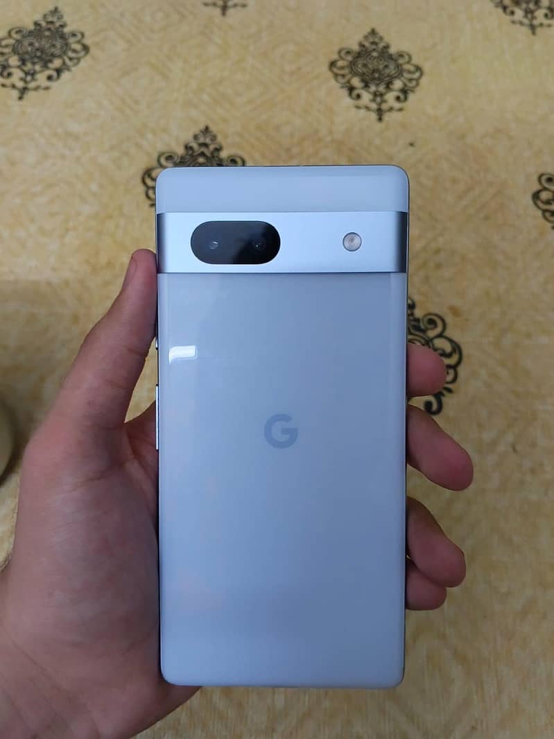 Google Pixel 7a 1