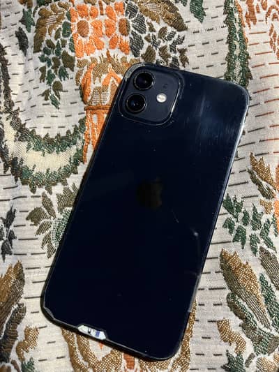 Apple iPhone 12