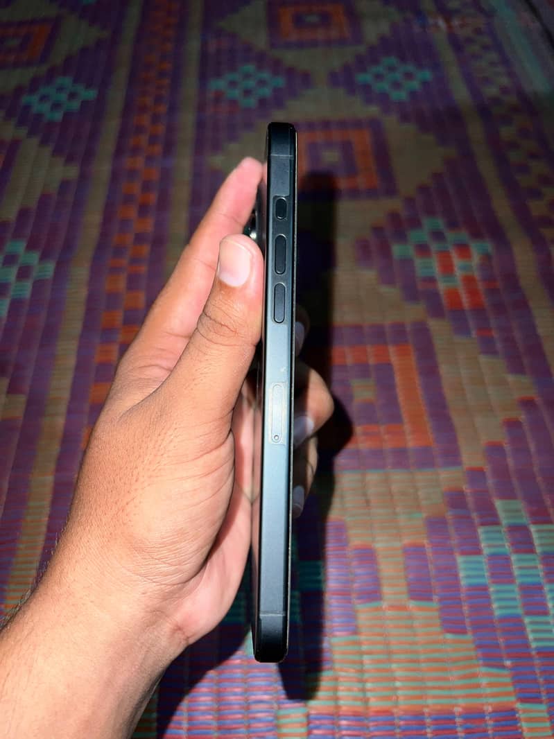 iPhone 15 Pro Max 1