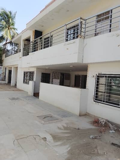 Shahraefaisal PECHS Blk 6 Near Ambala Sweets Independent Bungalow Available On Rent For Commercial Use Ideal For School And Guest House