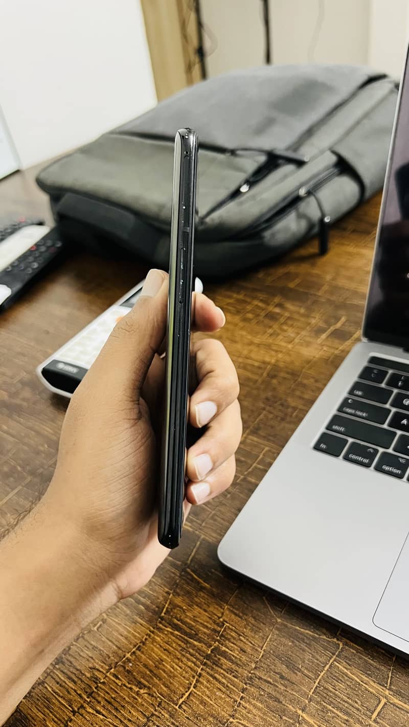 One Plus 6T 3
