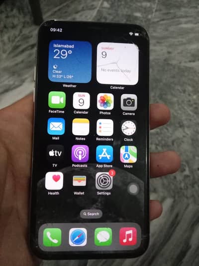 Apple iPhone XS & vivo y03
