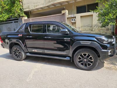 Toyota Hilux Revo Rocco 2022