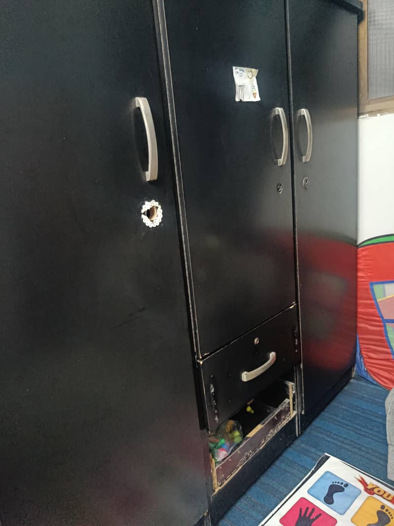 cupboard 1