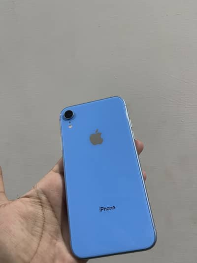 Apple iPhone XR