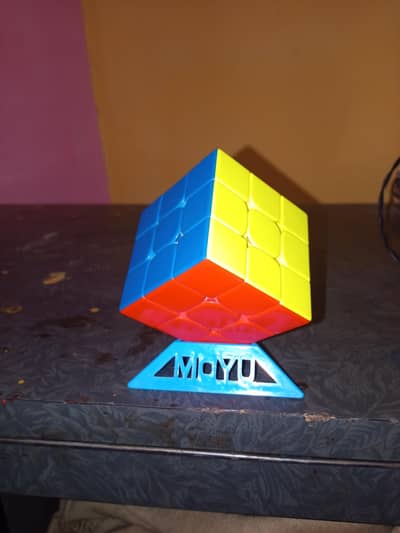 3x3 magnetic Rubik's cube with free stand