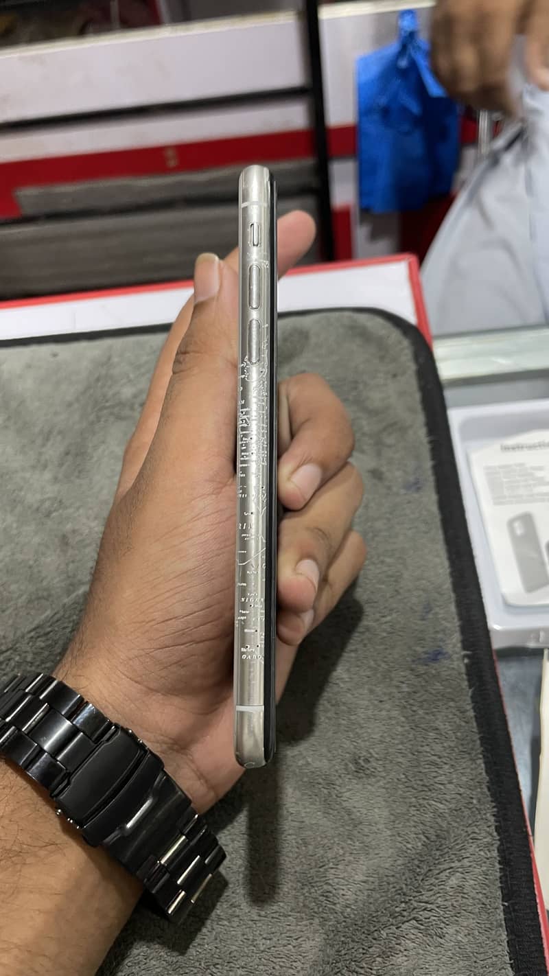 Mobile 8