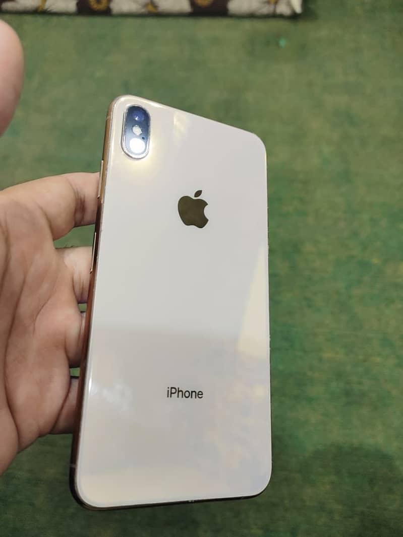 iPhone XS Max 2