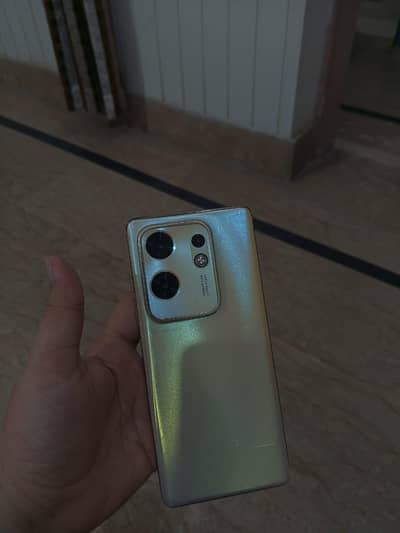 Infinix Zero 30