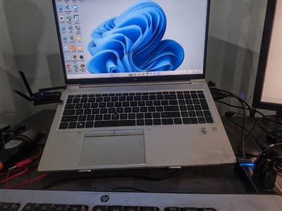 HP ELITE BOOK i7-10610U CPU 16.0 GB RAM 256 GB Storage SSD