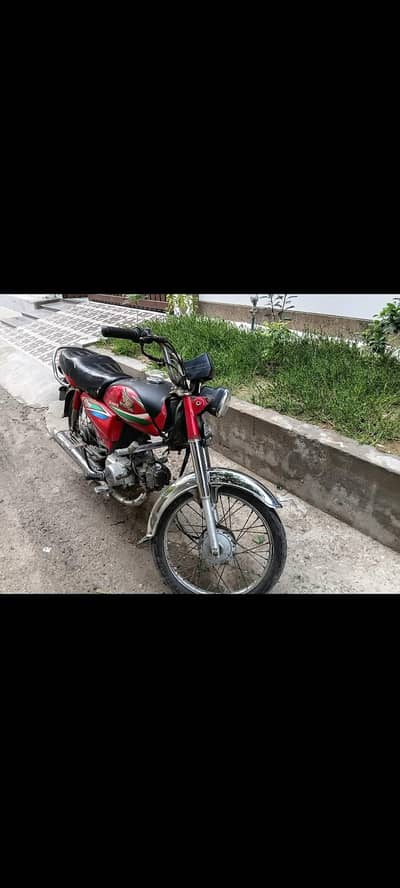 Honda Cd 70 2016 model used good condition