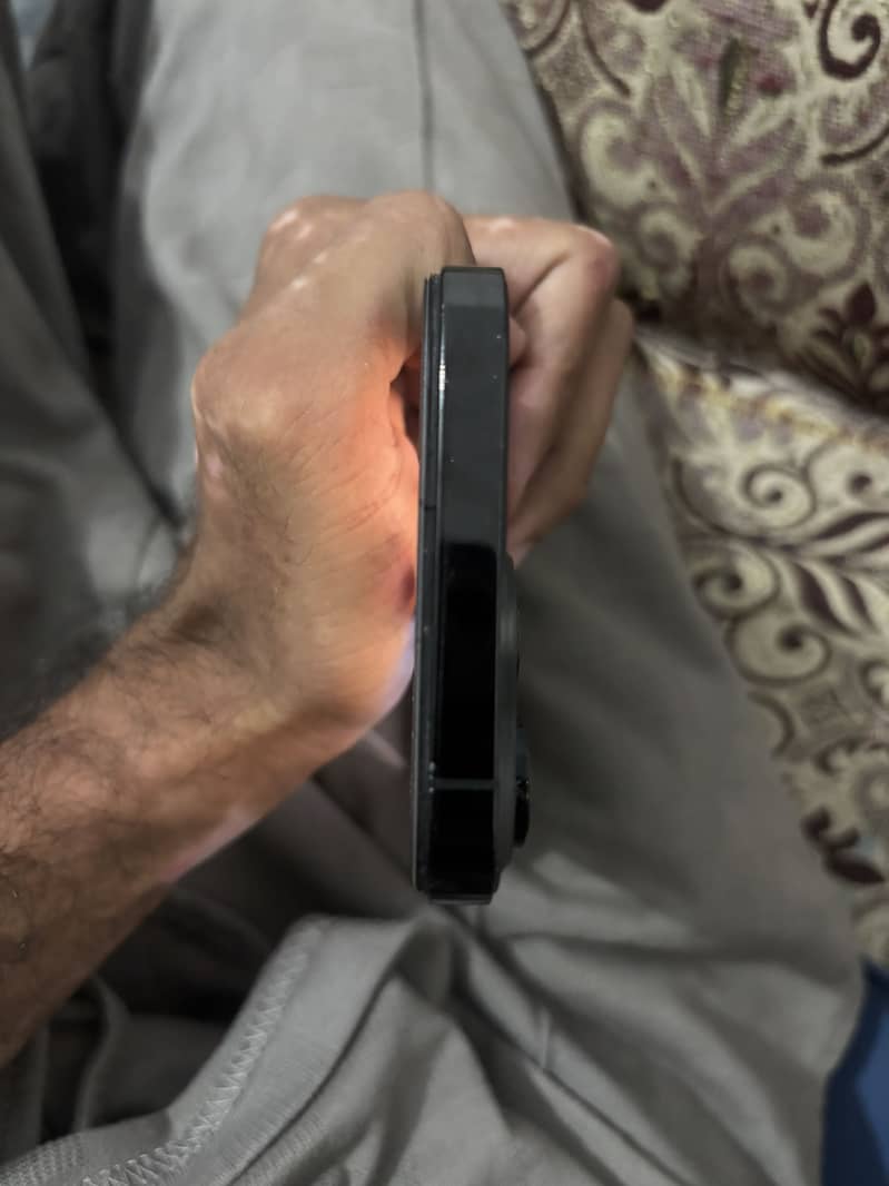 iphone 14 pro max 4