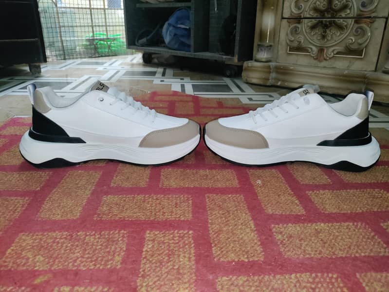 bls-Eke sneakers 2