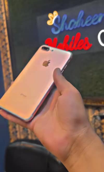 Iphone 7plus 128gb my whatapp 03-37-81-53-602