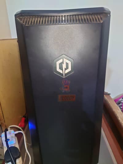 Xeon e3 1246 v3 with pro wx 7100 8gb (equivalent to Rx 580/590 8gb)
