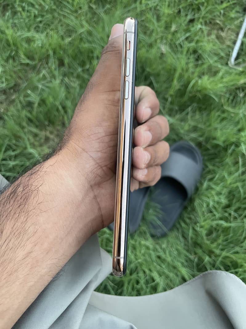 iPhone xs max 2