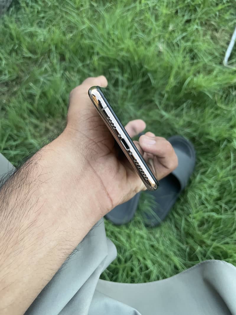 iPhone xs max 3