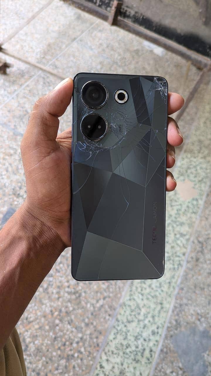 Tecno CAMON 20 3