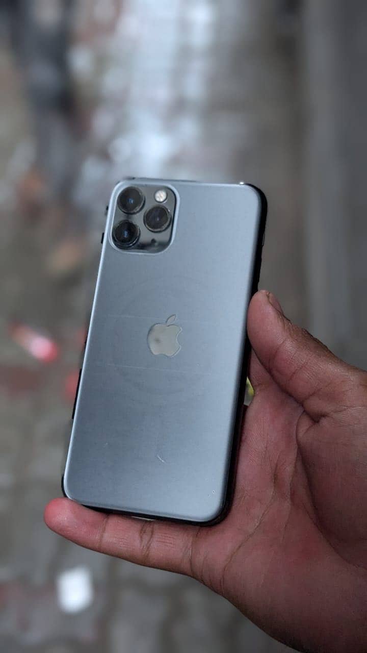 Apple iPhone 11 Pro 5