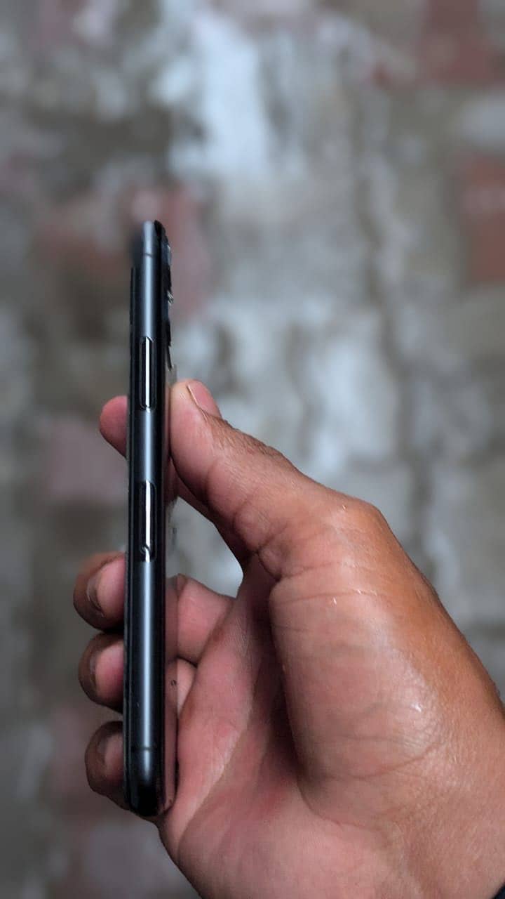 Apple iPhone 11 Pro 10