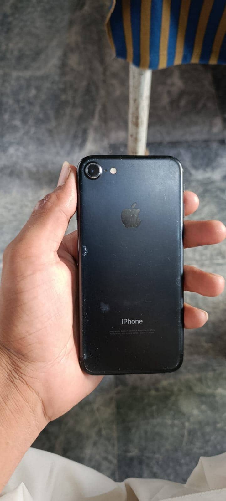 Apple iPhone 7 3