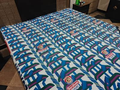 Mattress in warranty. Almost new. Used for 6 months only