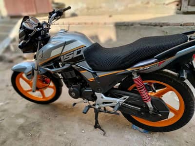 Honda cb150f 2022 like a new condition