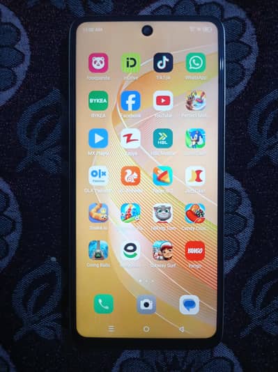 InfinixSmart8(4gb64gb)5000mahOutClassBattery6.6inHD13mpDualSimReadAD