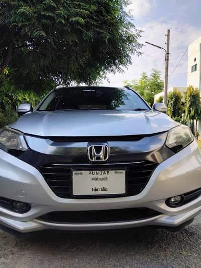 Honda Vezel RS HYBRID Sensing 2015