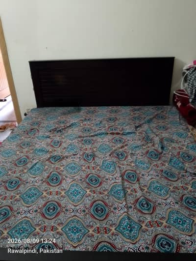 Bed and Dressing mattress Not included