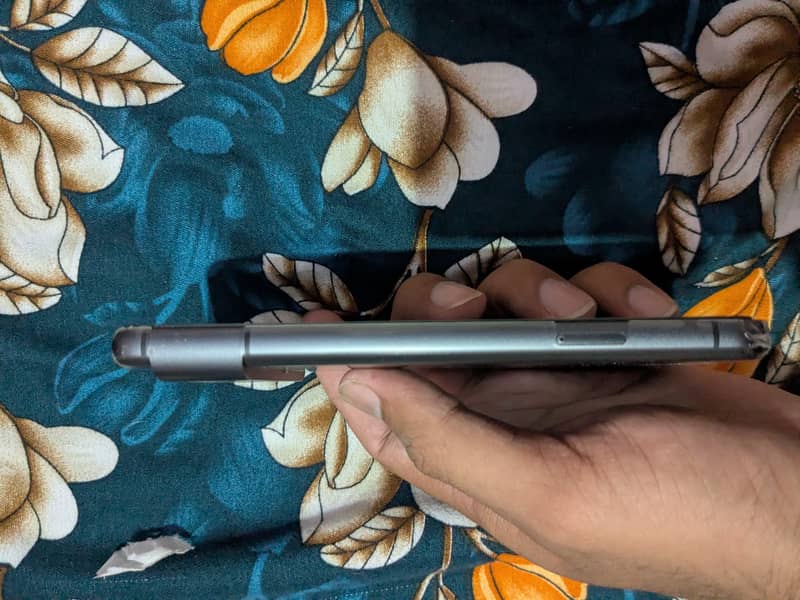 Google Pixel 8 2