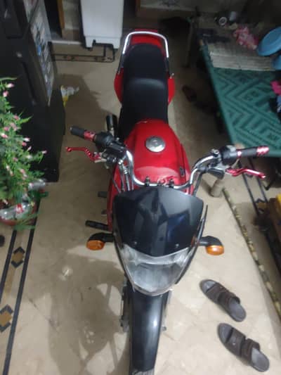 Yamaha ybr bike