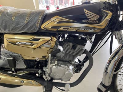 125 Gold Edition 2026 Model